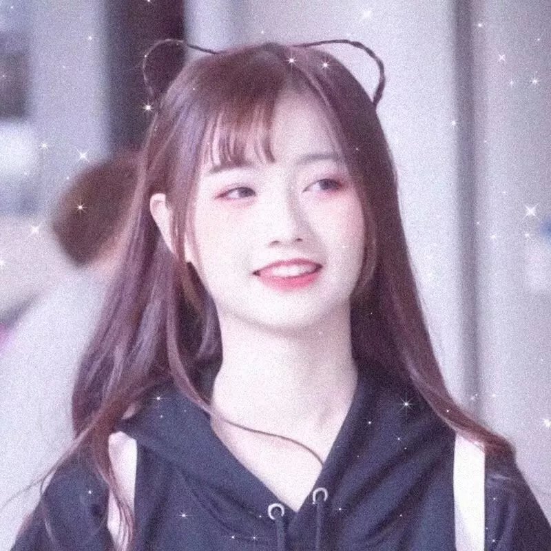 明天，我会成为谁的女友 封面